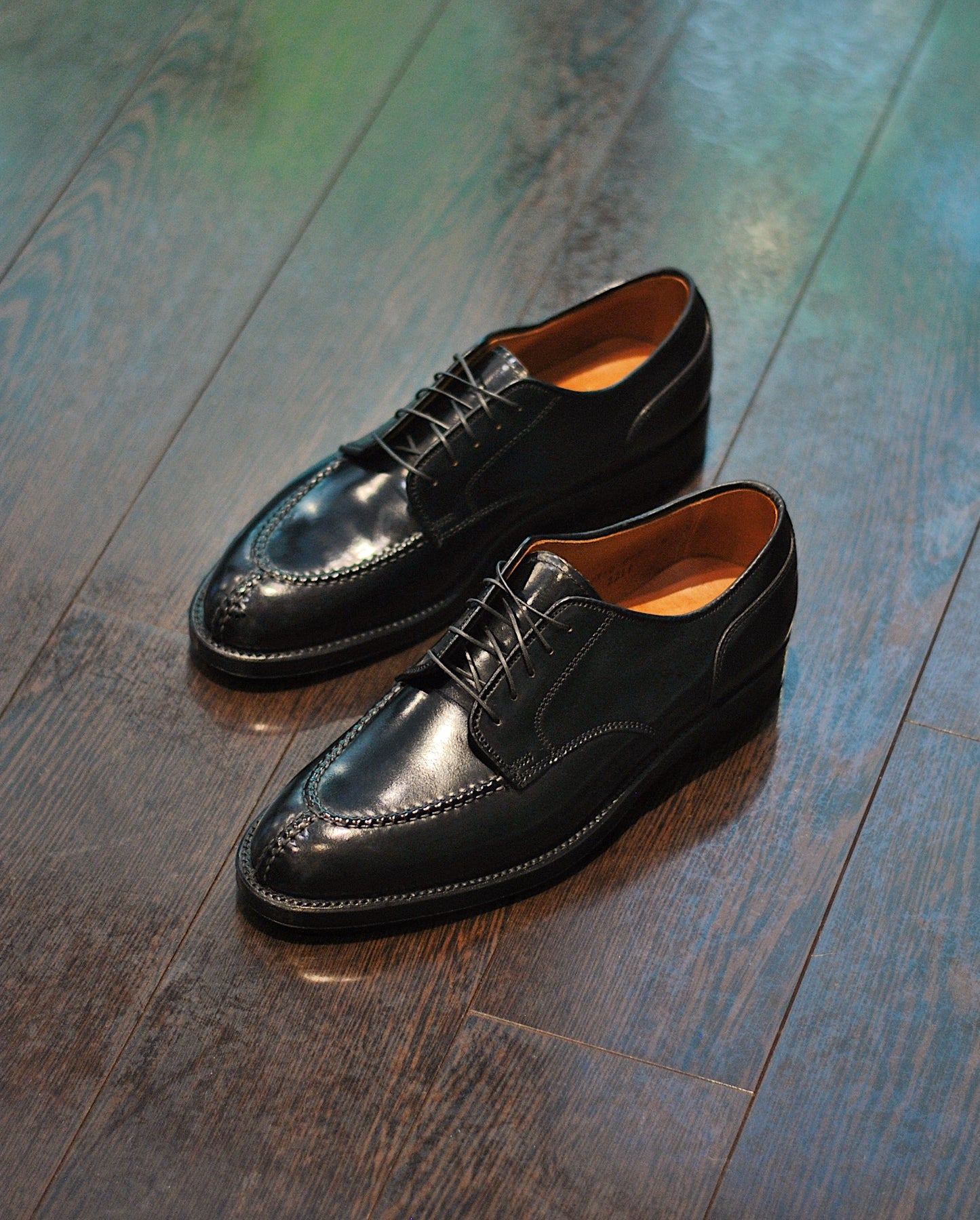 2211 Handsewn Norwegian Front Toe Derby in Black Shell Cordovan, Aberdeen Last