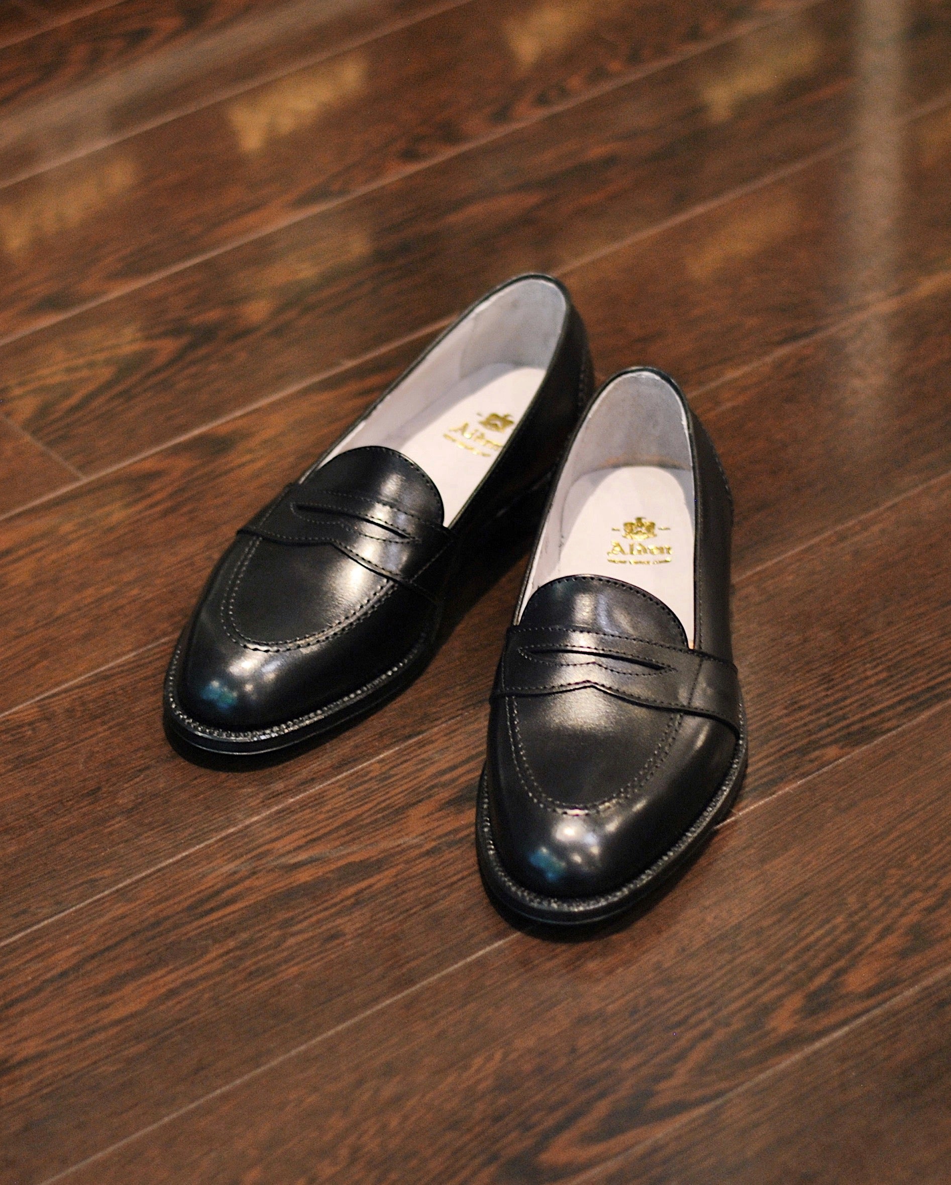 681 Full Strap Penny Loafer in Black Calfskin, Aberdeen Last