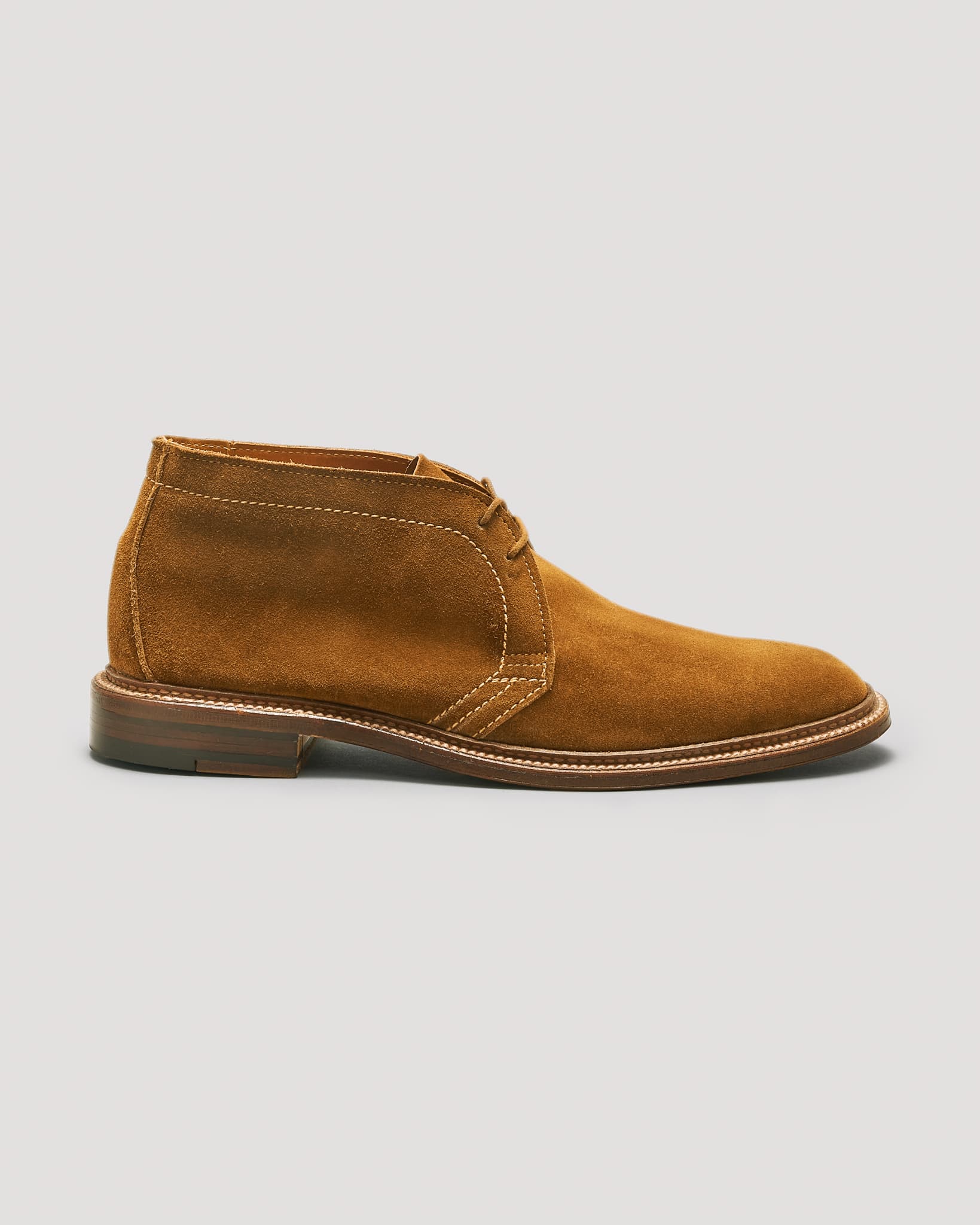 1493 Unlined Chukka Boot in Snuff Suede, Leydon Last – Brick +