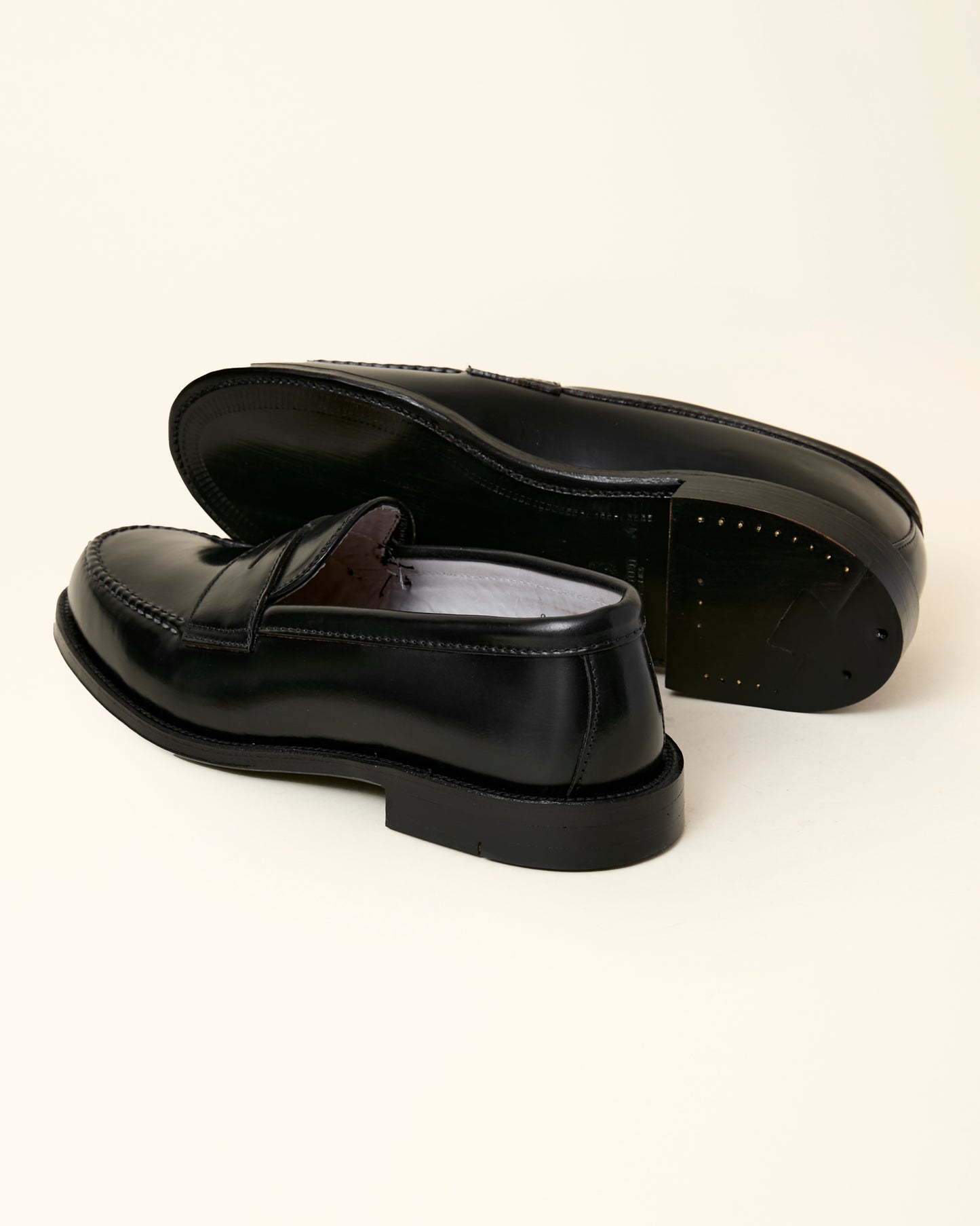 987 Leisure Handsewn Loafer in Black Shell Cordovan, Van Last