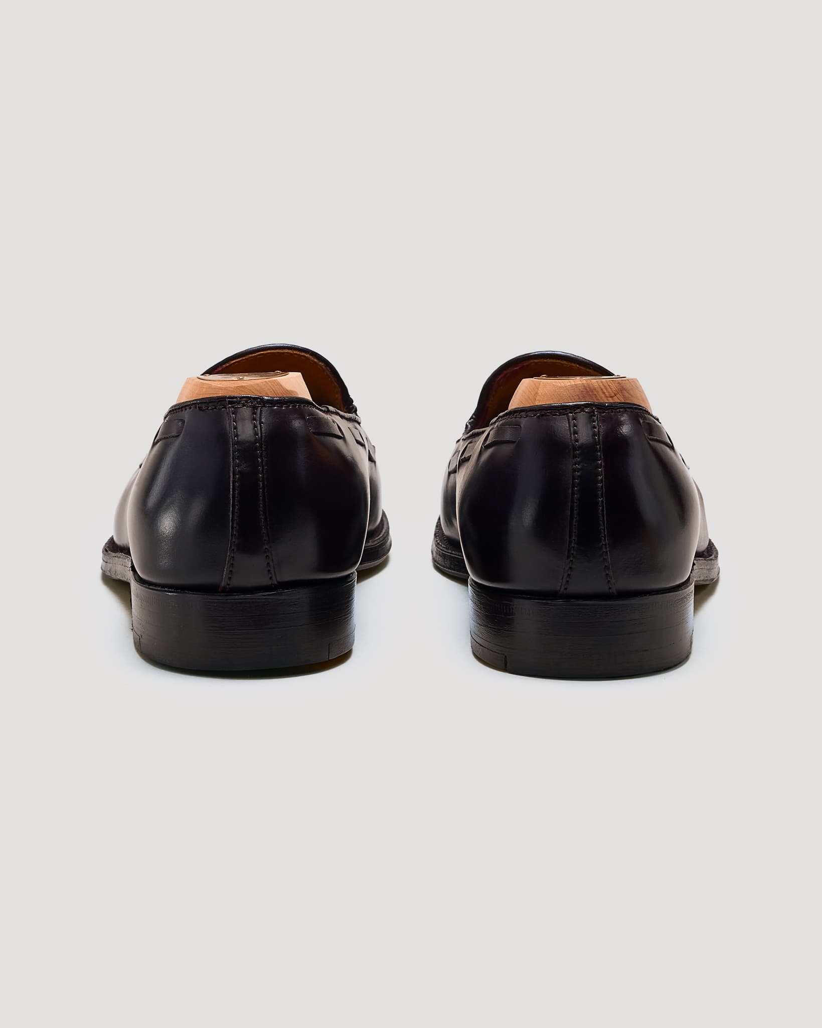 563 Tassel Moccasin Loafer in Color 8 Shell Cordovan, Aberdeen