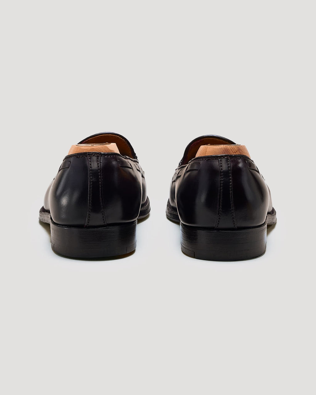 563 Tassel Moccasin Loafer in Color 8 Shell Cordovan, Aberdeen Last