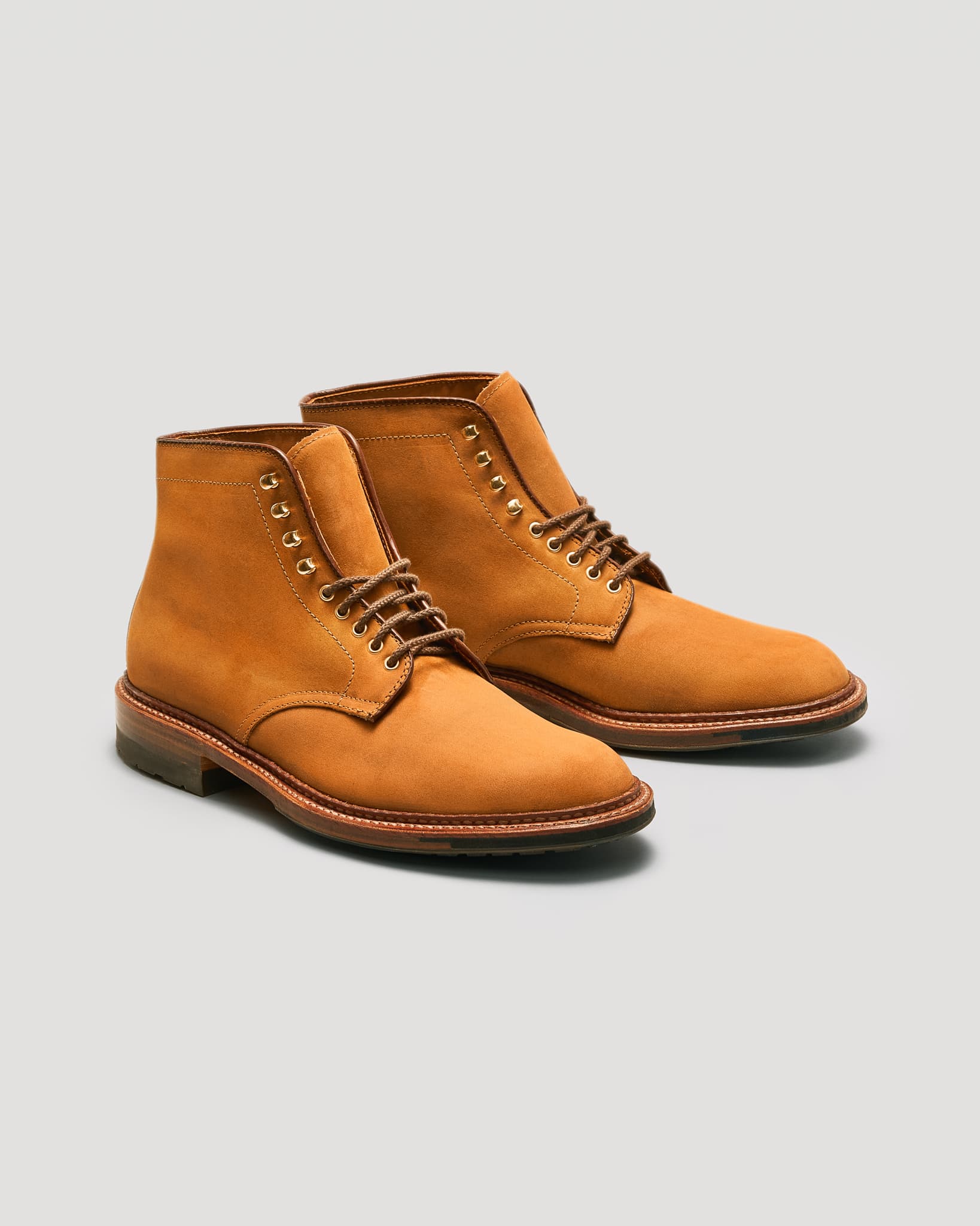 "Yakima" Plain Toe Boot in Tan Smooth Chamois, Trubalance Last