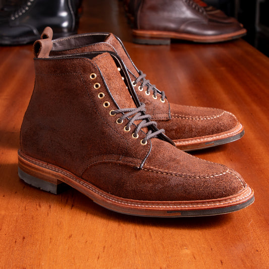 "B&T" Handsewn Norwegian Front Boot in Tobacco Reverse Chamois, Barrie Last