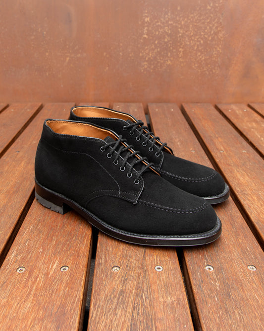 "Edmonds" Indy Chukka Boot in Black Suede, Trubalance Last