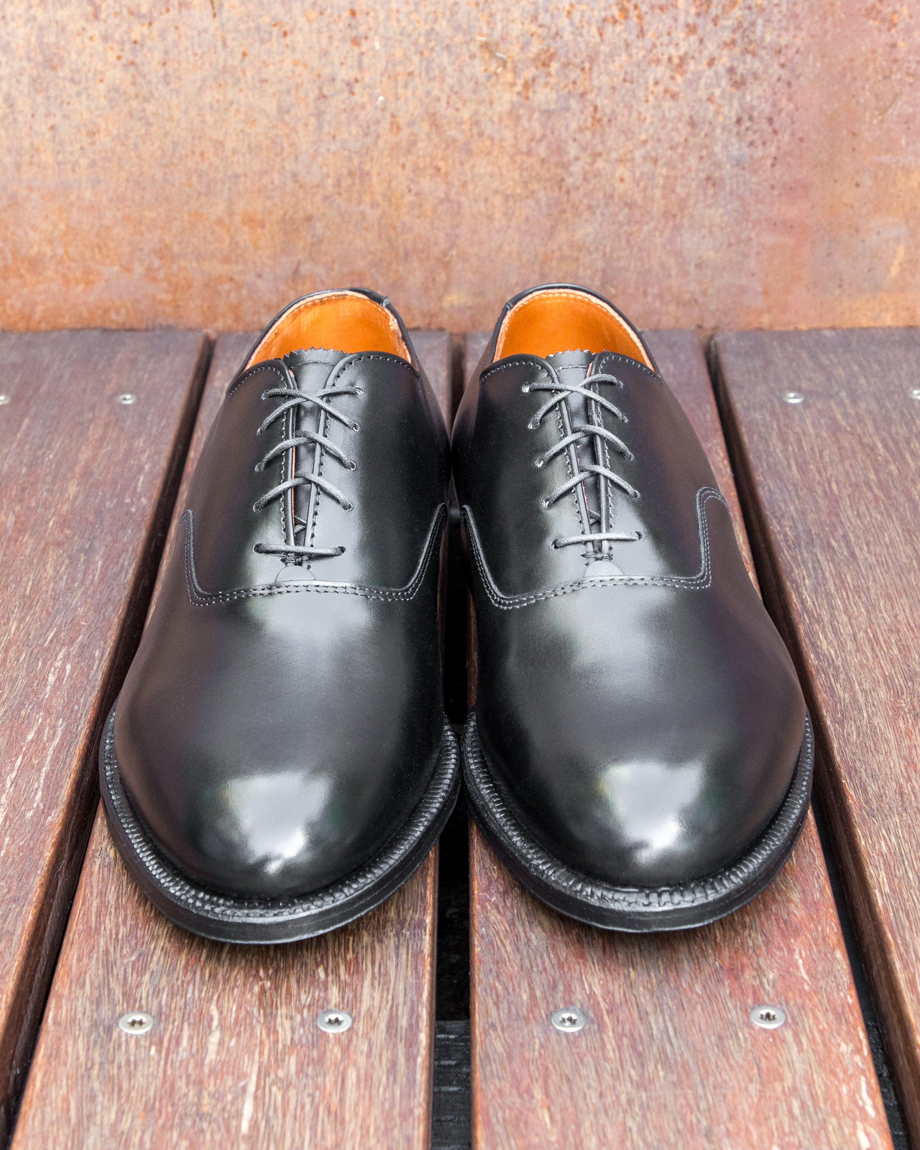 932 Plain Toe Balmoral Oxford in Black Calfskin, Aberdeen Last