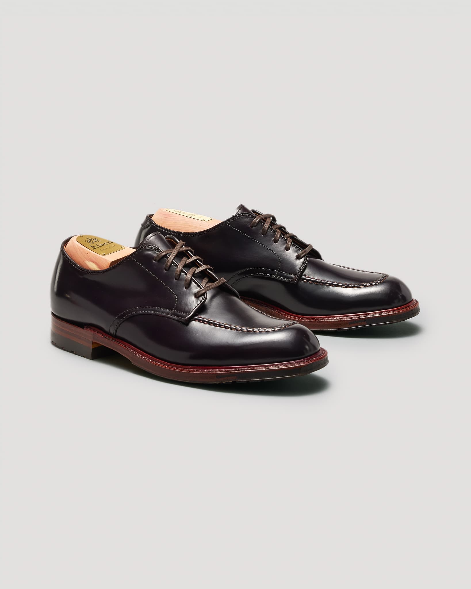 "Vashon" Handsewn Indy Shoe in Color 8 Shell Cordovan, Trubalance Last