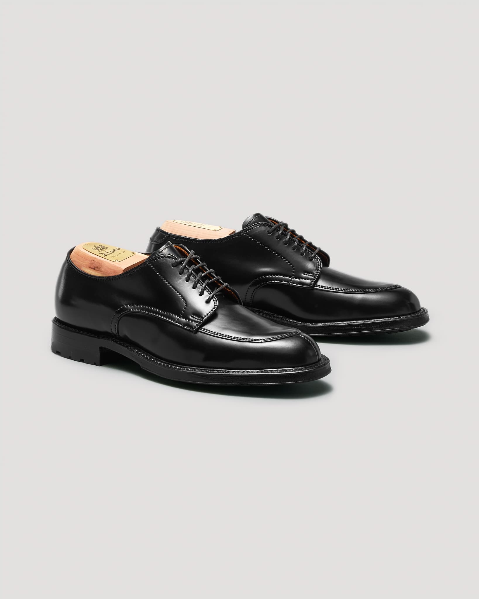 "Regent" V-Tip Derby in Black Shell Cordovan, Barrie Last