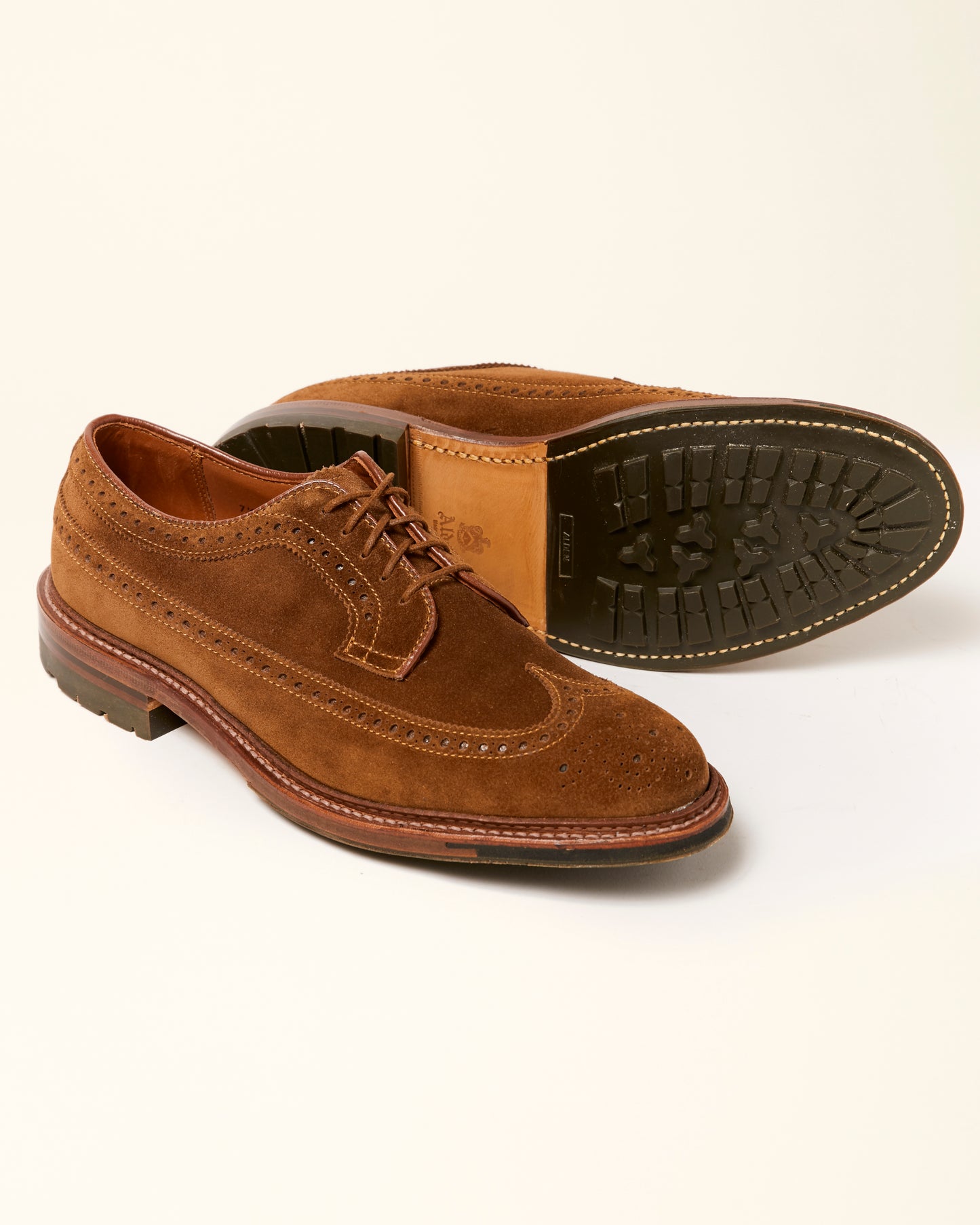 "Pike" Snuff Suede Longwing Blucher
