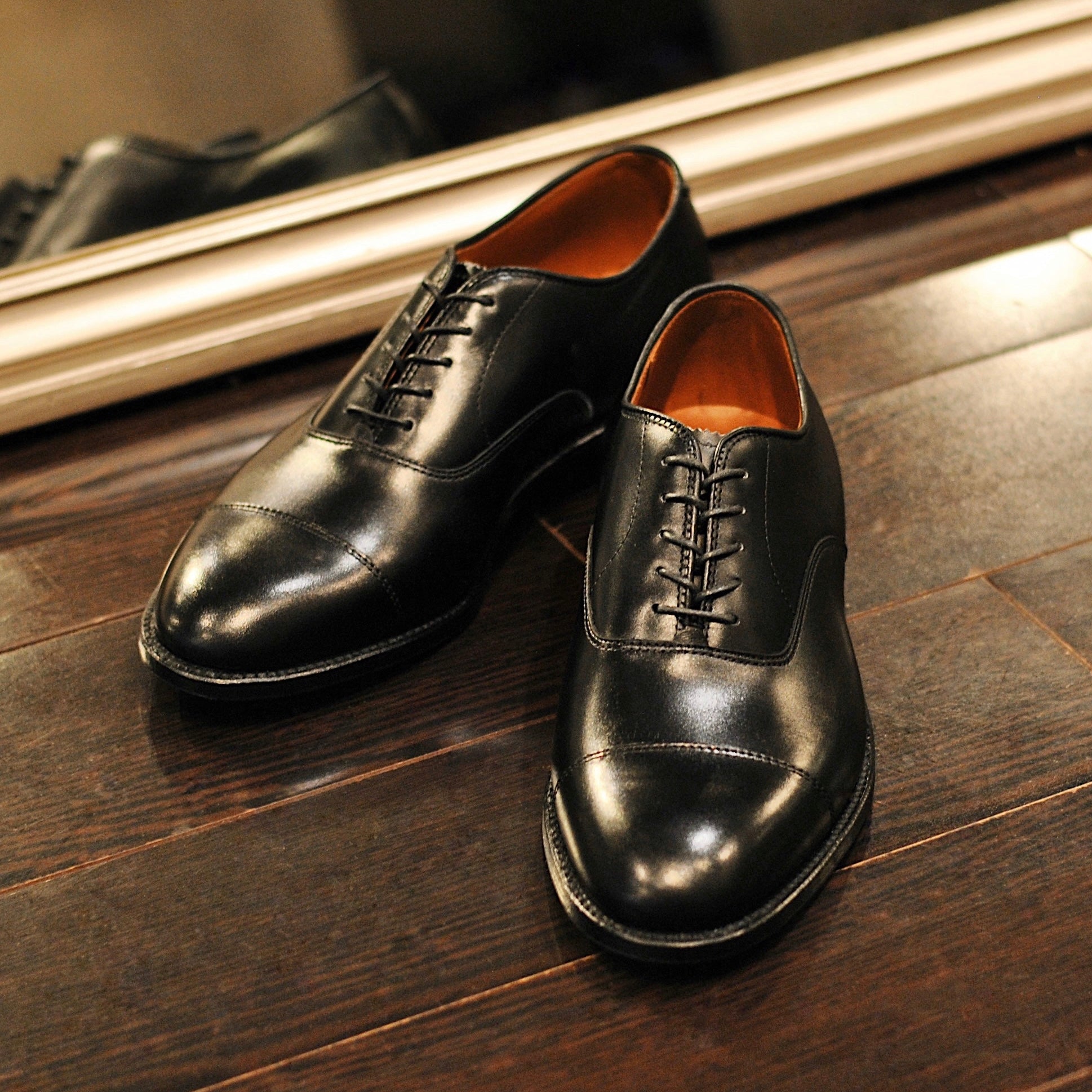 907 Straight Tip Balmoral Oxford in Black Calfskin, Hampton Last